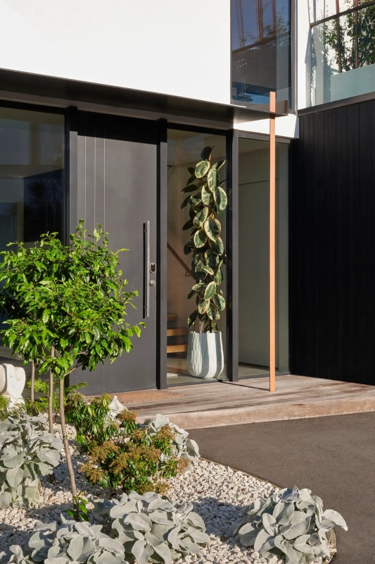 <img alt="Front door, Haumoko House — dark timber joinery, planting and natural light, Site Architecture Christchurch" src="/images/2/5/1/0/2/251029lmhl058-93fad4be.webp?description" width="1536" height="2048" />